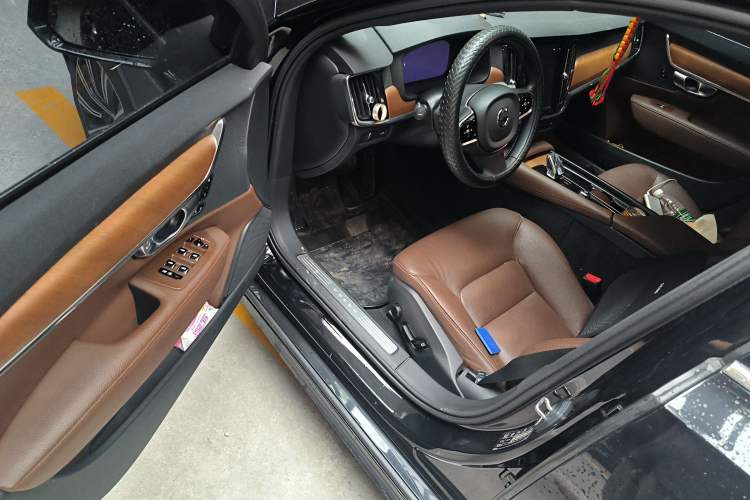 Used Volvo S90 2021 B5 Zhiyi Luxury Edition