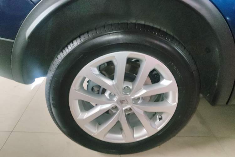 Used Renault Kadjar 2017 2.0L Two-Wheel-Drive Leading Edition