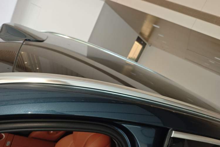 Used Hima AITO M7 2026 Model Range-Extending Max All-Wheel Drive 5-Seater Version Roof