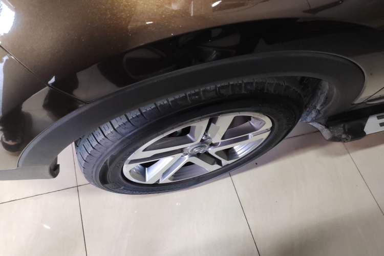 Used Changan CS55 2017 1.5T Manual Colorful Edition
