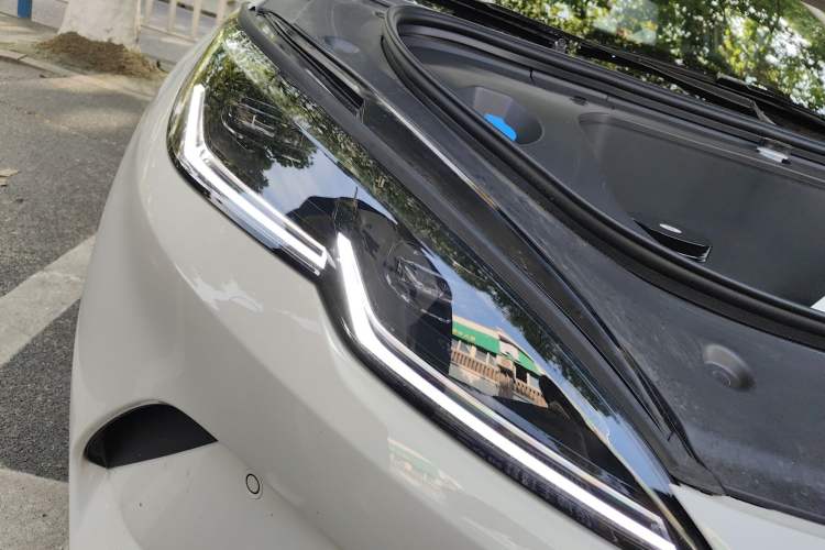 Used BYD Seal 06 New Energy 2025 EV 545KM Flagship Edition Right Front Headlight