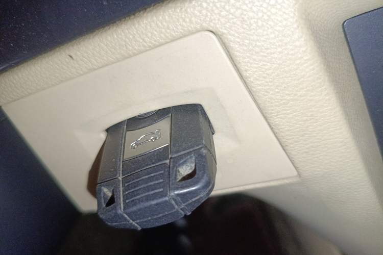 Used BMW 3 Series  Vehicle Key