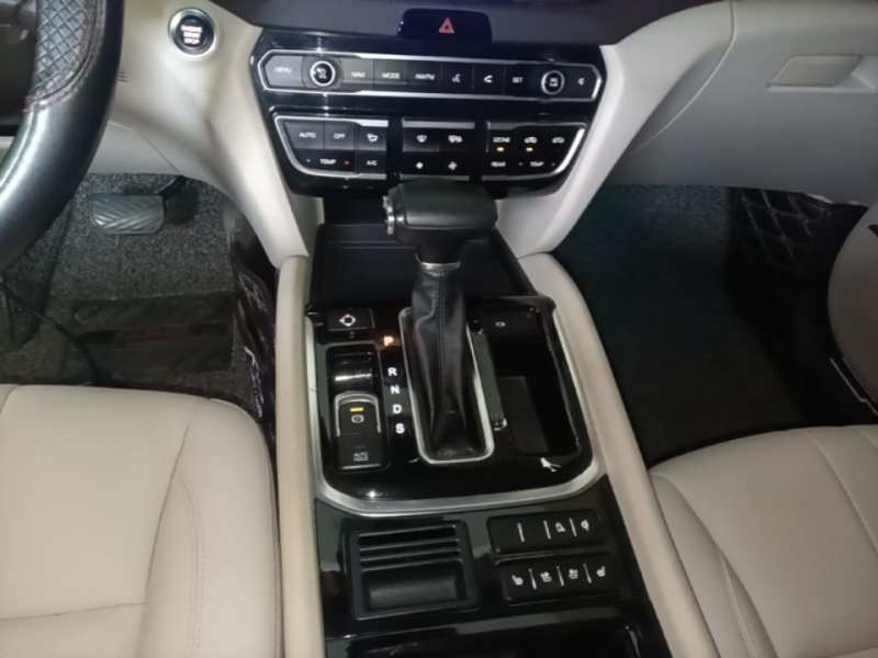 Used GAC Trumpchi GS8 2017 320T Two-Wheel Drive Luxury Smart Connectivity Version (7 Seats) — 13