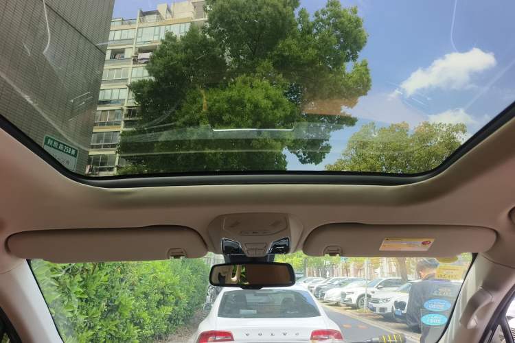 Used SAIC MAXUS D90 2017 2.0T Automatic Two-Wheel Drive - Uranus