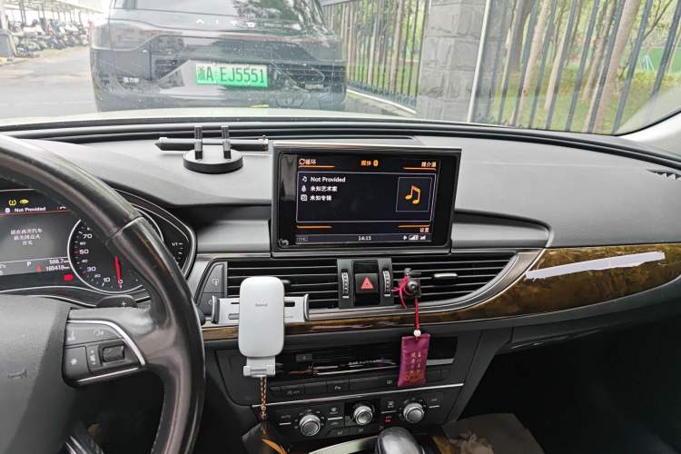 Used Audi A6L 2016 TFSI Technology Edition Audio And AC Panel