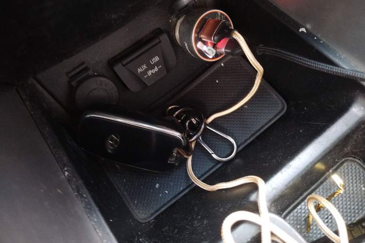 Used Hyundai Sonata 2011 2.0L Automatic Supreme Edition Vehicle Key