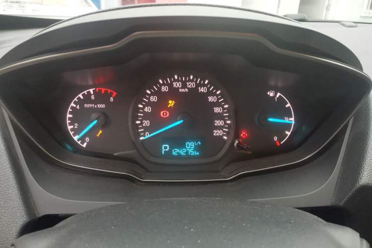 Used Ford Escort 2015 1.5L Automatic Comfort Edition Instrument Cluster