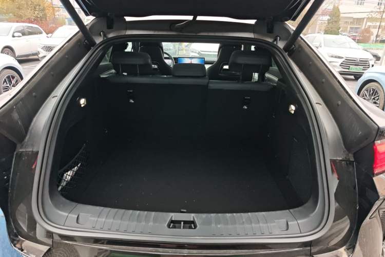 Used BYD Song L EV 2025 Intelligent Driving Version 662 km LiDAR Excellence Edition