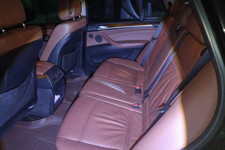 Used BMW X5 2011 xDrive35i Leading Model
