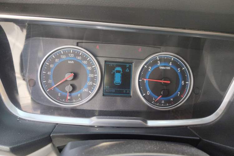 Used Huasong 7 2017 2.0T Automatic Elite Edition