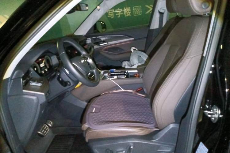 Used Audi Q6 2024 45 TFSI quattro Qiyun Edition Yulin Package 7 Seats Left Front Seat