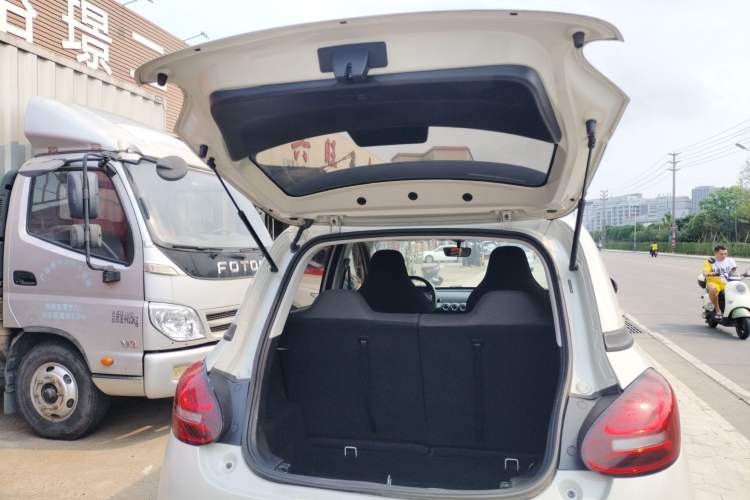 Used Wuling Bingo 2023 333 km Fast-Share Version Trunk