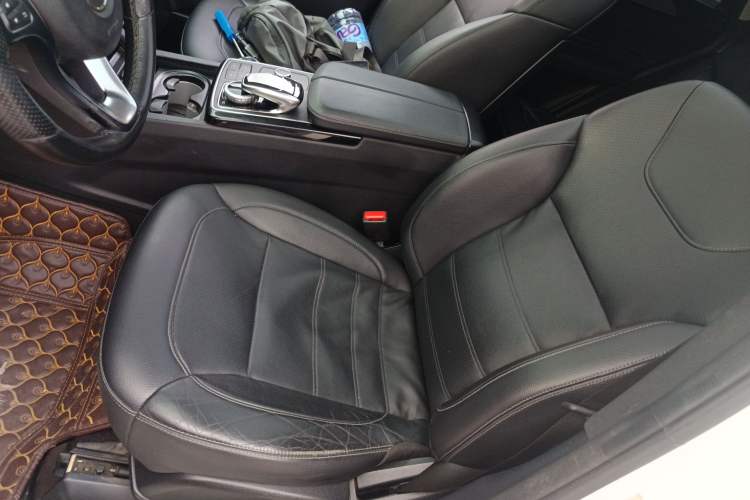 Used Mercedes-Benz GLE Coupe 2015 GLE 400 4MATIC Coupe SUV Left Front Seat