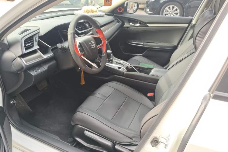 Used Honda Civic 2019 220TURBO CVT Dynamic Edition China VI
