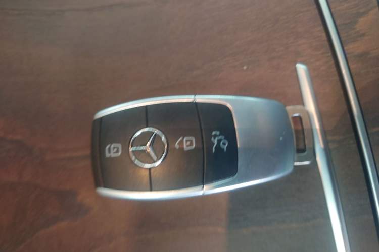 Used Mercedes-Benz GLC 2020 Facelift GLC 300 L 4MATIC Dynamic Edition
