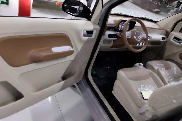 Used Wuling Hongguang MINIEV 2024 3rd Generation 215km Youth Edition Driver Seat