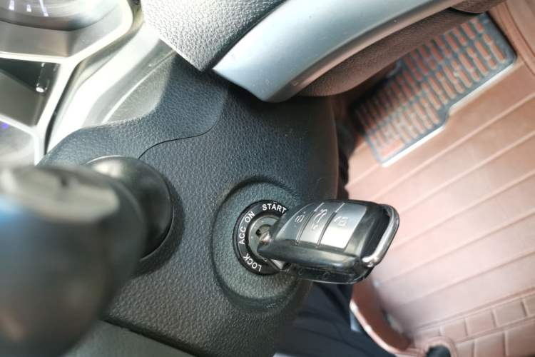 Used JAC Group Refine S3 2014 1.5L Manual Luxury Smart Model