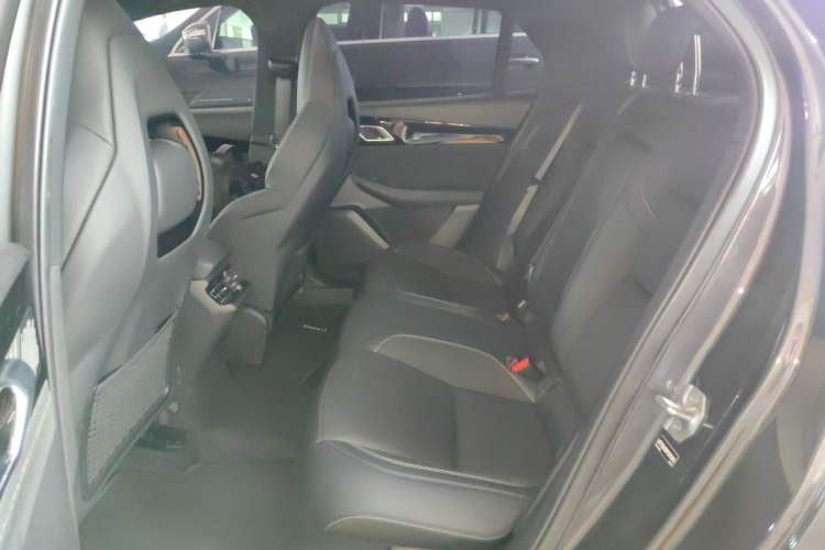 Used Lynk & Co 03 2023 1.5TD DCT JingPro
