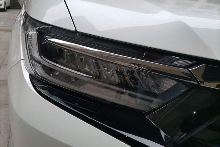 Used Honda Elysion 2022 2.0L eHEV Luxury First Edition
