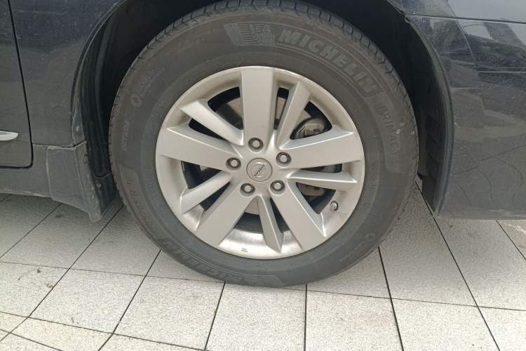 Used Nissan Teana 2011 2.5L XL Glory Edition Right Front Wheel Hub