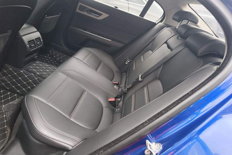 Used Jaguar XEL 2018 2.0T 250 PS Premium Edition
