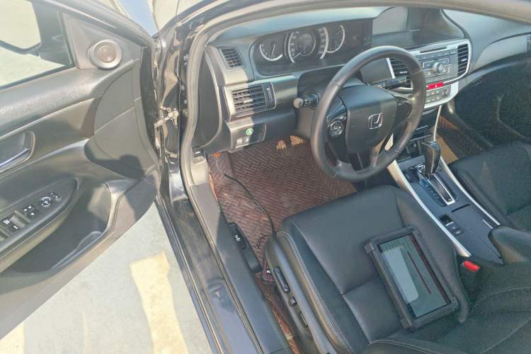 Used Honda Accord 2015 2.0L LXS Elite Edition
