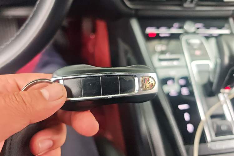 Used Porsche Cayenne 2019 Cayenne 3.0T Vehicle Key