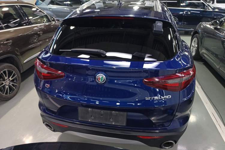 Used Alfa Romeo Stelvio 2017 2.0T 280HP Luxury Edition