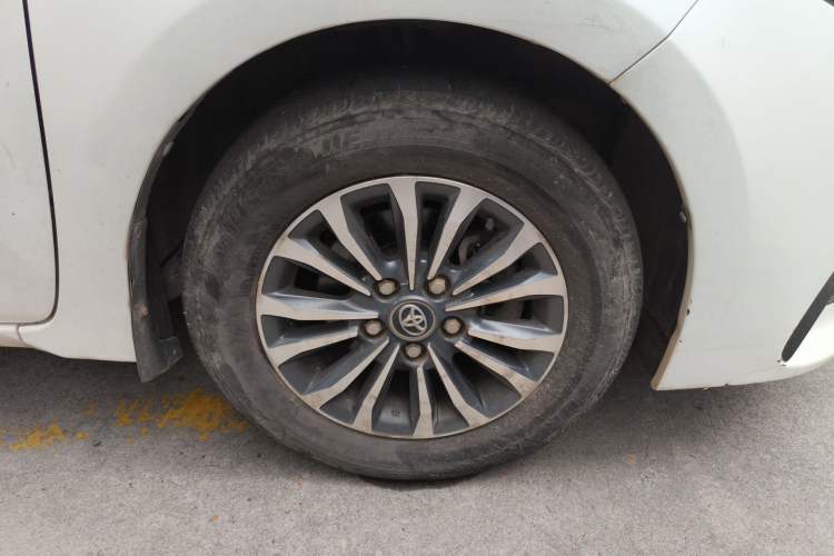 Used Toyota Corolla 2017 Revised Version 1.2T S-CVT GL-i
