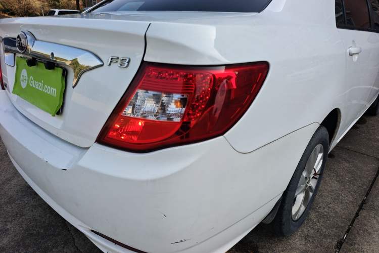 Used BYD F3 2015 Energy-Saving Edition 1.5L Manual Luxury Model