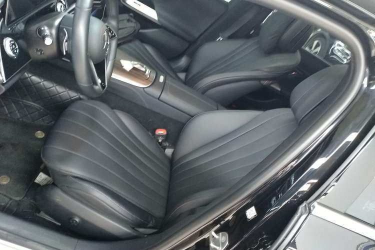 Used Mercedes-Benz E-Class 2024 E 300 L Luxury Model