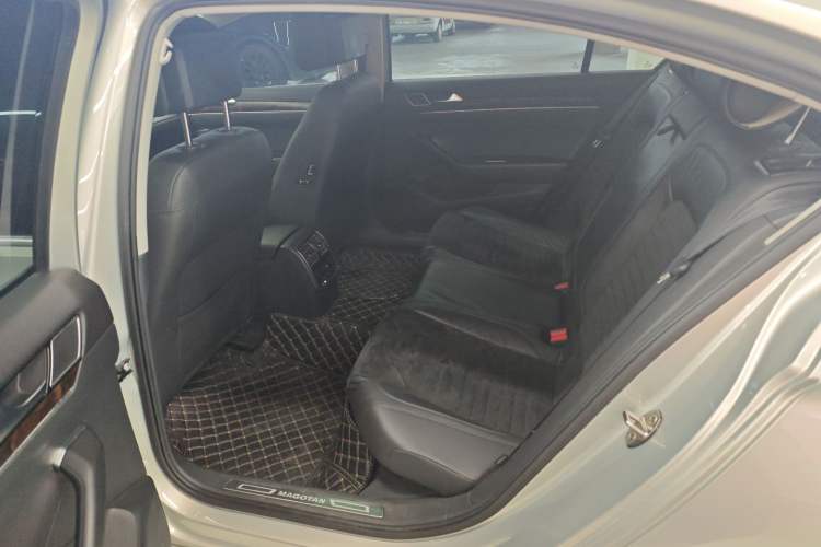 Used Volkswagen Magotan 2018 330TSI DSG Luxury Model
