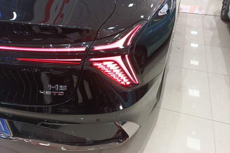 Used Hongqi H6 2024 2.0T ZhiMei Edition
