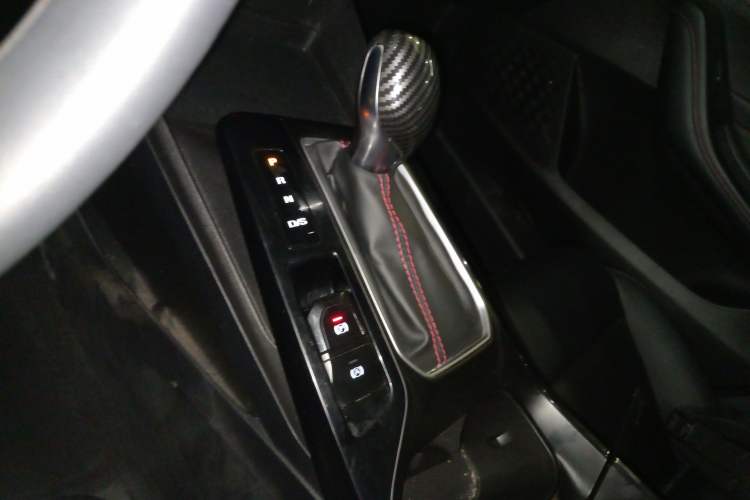 Used MG 5 2021 180 DVVT CVT Youthful Style Edition