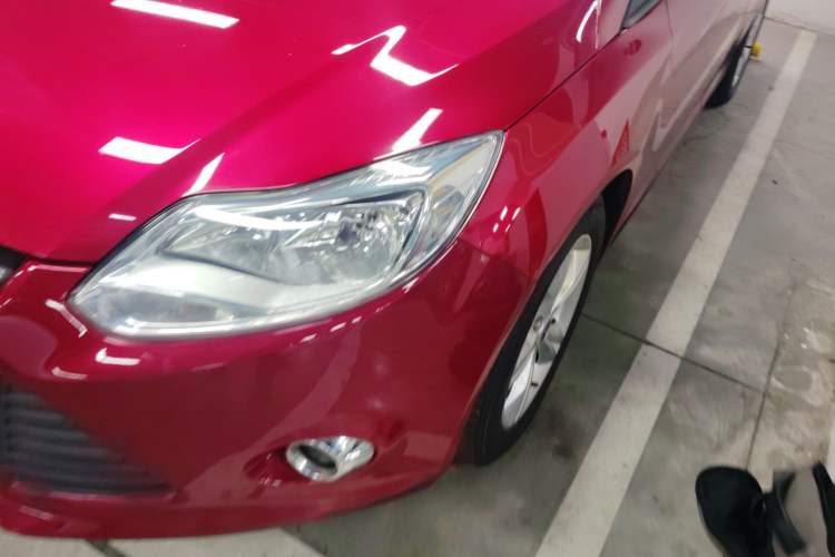 Used Ford Focus 2012 Sedan 1.6L Automatic Fashion Edition Left Front Headlight