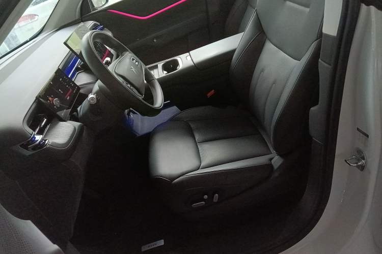 Used XPeng G6 2025 625 Long-Range Max Flagship Edition