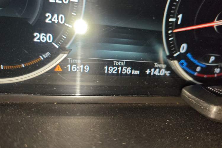 Used BMW 5 Series GT 2015 528i Leading Model