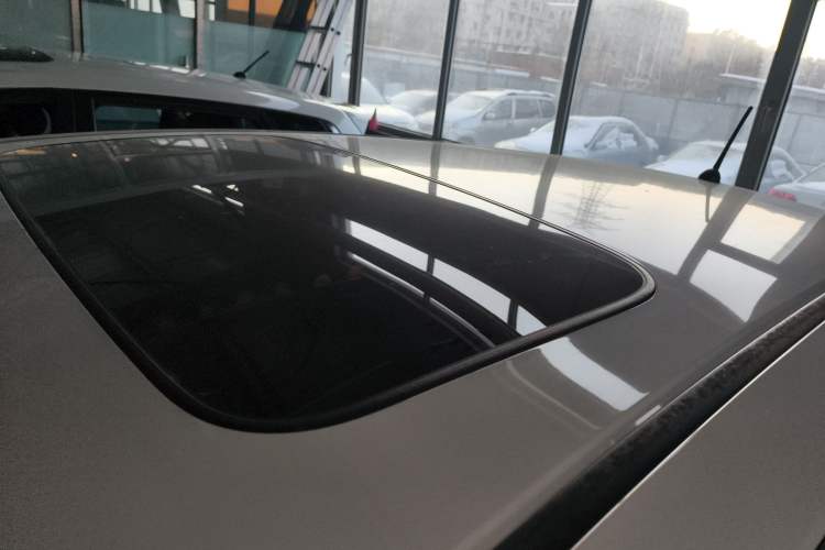 Used Honda Fit 2018 1.5L CVT Comfort Sunroof Version