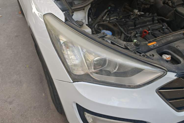 Used Hyundai Santa Fe 2013 2.4L Automatic Two-Wheel Drive Smart Version
