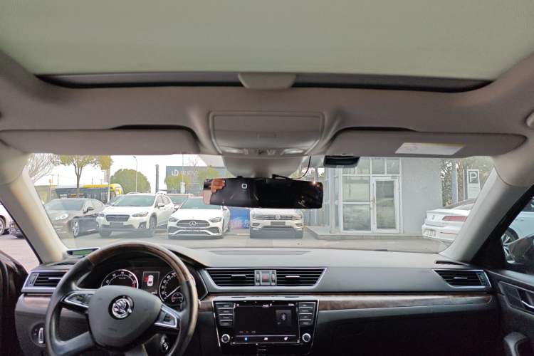 Used Skoda Superb 2016 TSI380 DSG Prestige Edition Headliner