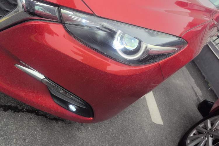 Used Mazda 3 Axela 2019 Cloud-Controlled Sedan 1.5L Automatic Luxury Model China VI Standard Left Front Headlight