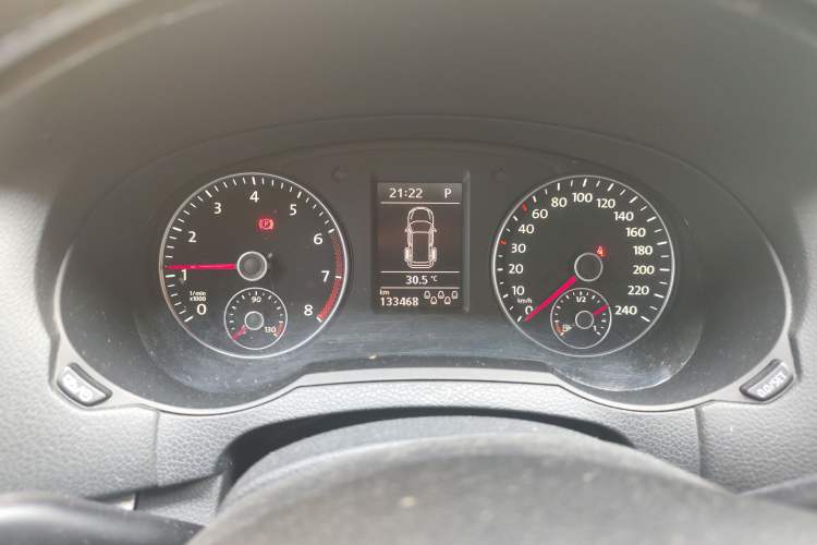 Used Volkswagen Sharan 2014 2.0 TSI Standard Model Instrument Cluster