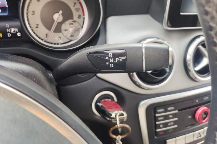 Used Mercedes-Benz GLA 2016 GLA 200 Fashion Model