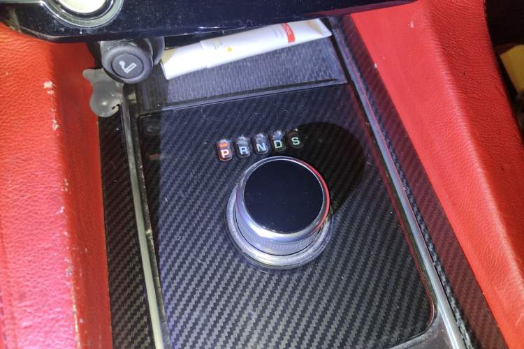 Used Jaguar F-PACE 2018 2.0T Four-Wheel Drive Urban Luxury Edition