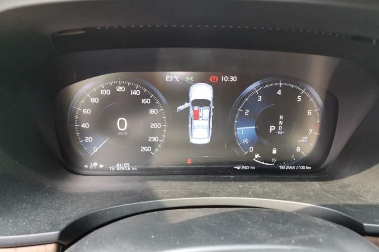 Used Volvo S90 2021 B5 Zhiyuan Luxury Edition Instrument Cluster
