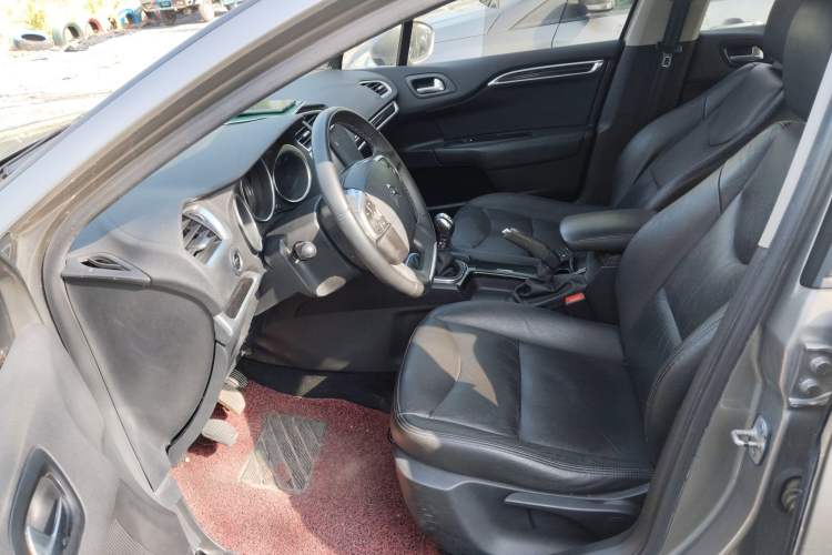 Used Citroen C4L 2014 1.8L Intelligent Drive Manual Version – Dynamic Edition Left Front Seat