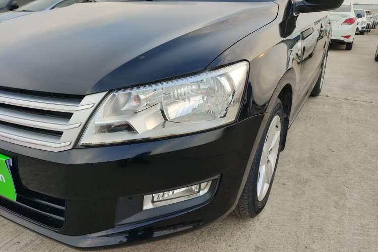 Used Volkswagen Santana 2015 1.6L Manual Comfort Edition Left Front Headlight