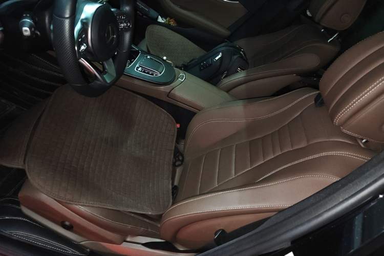 Used Mercedes-Benz E-Class 2019 Restyled E 300 L Sporty and Stylish Edition Left Front Seat