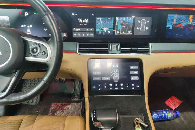 Used Li Auto ONE 2020 Extended-Range 6-Seater Version Audio And AC Panel