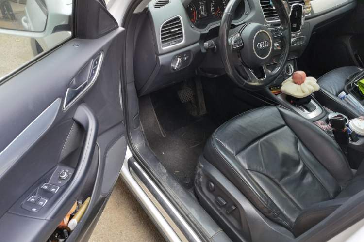 Used Audi Q3 2015 35 TFSI Comfort Model